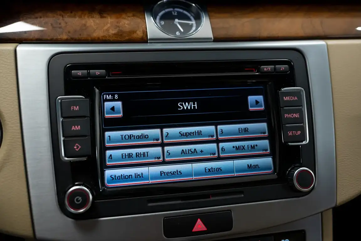 VOLKSWAGEN PASSAT CC