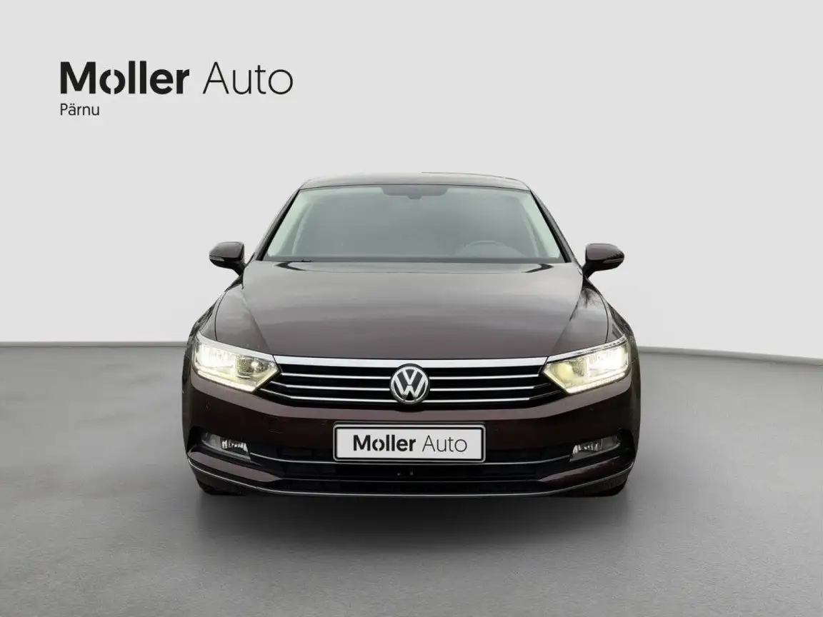 VOLKSWAGEN PASSAT