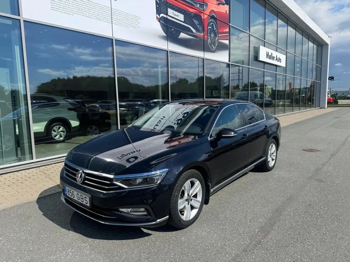 VOLKSWAGEN PASSAT
