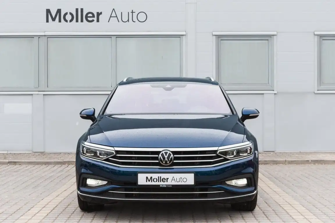 VOLKSWAGEN PASSAT