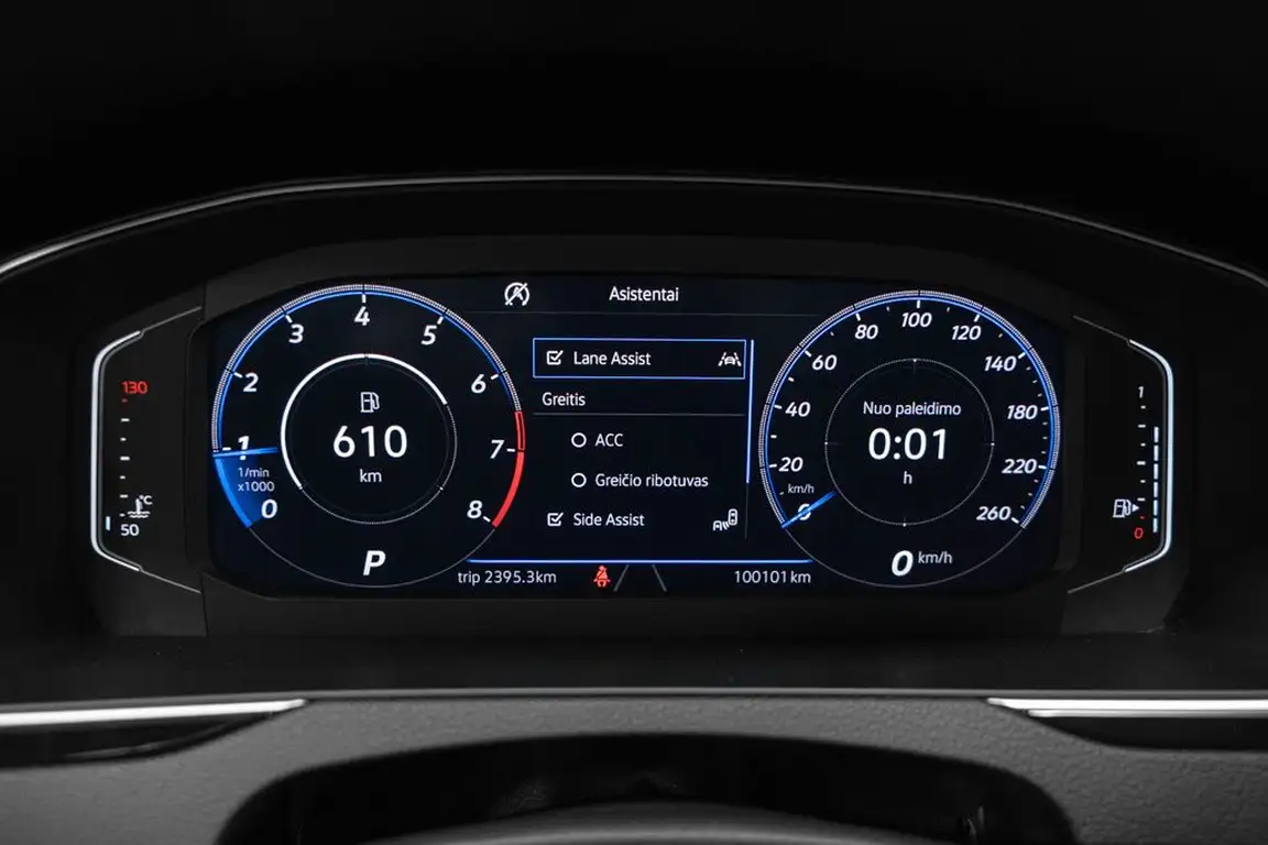 VOLKSWAGEN PASSAT