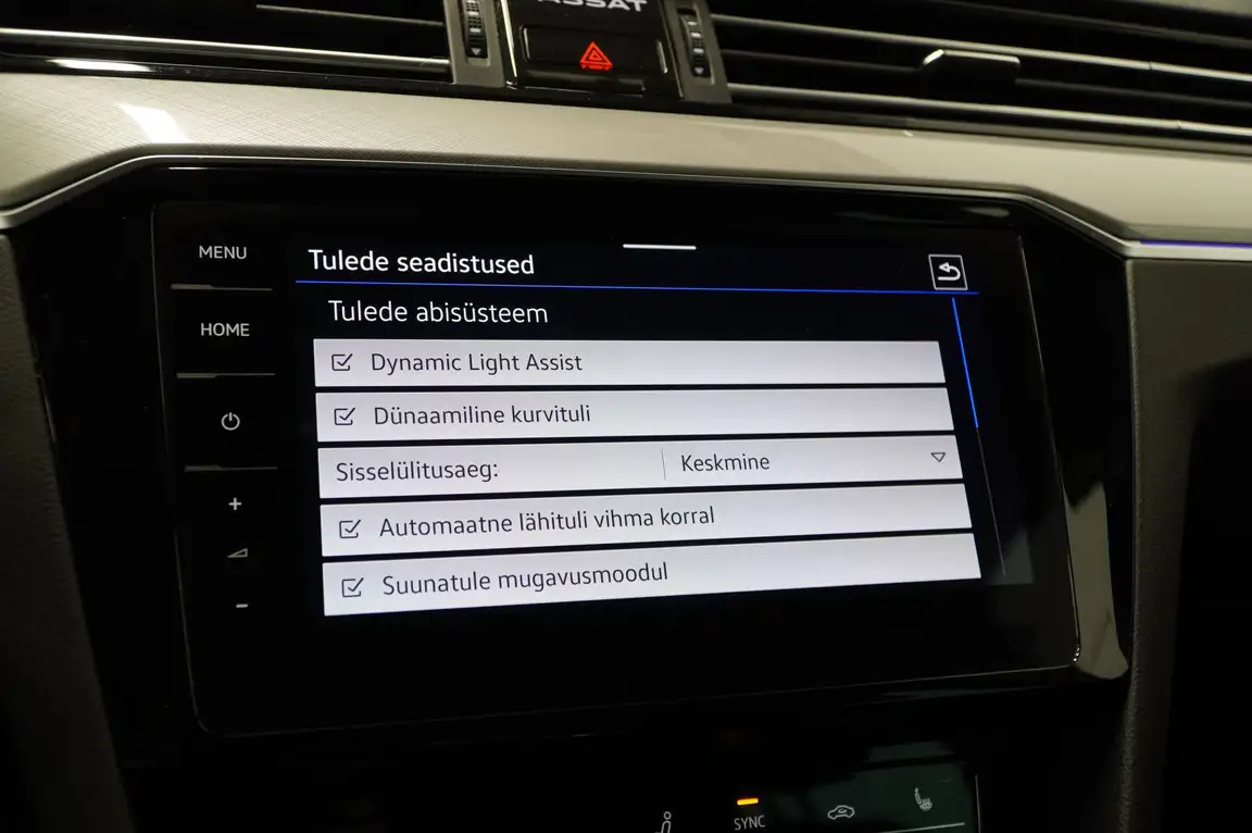 VOLKSWAGEN PASSAT