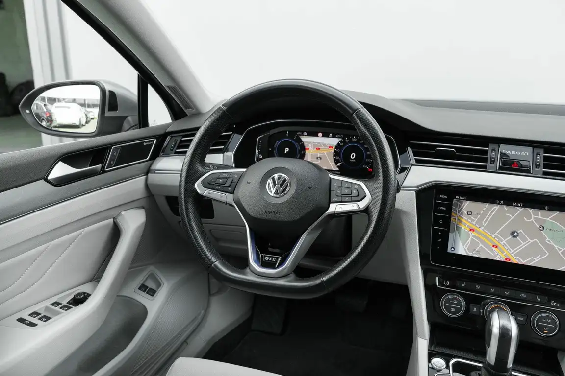 VOLKSWAGEN PASSAT GTE