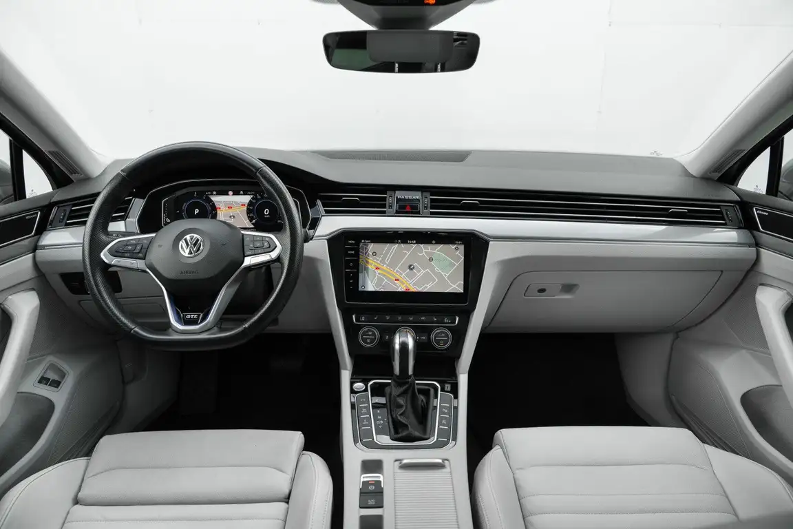 VOLKSWAGEN PASSAT GTE