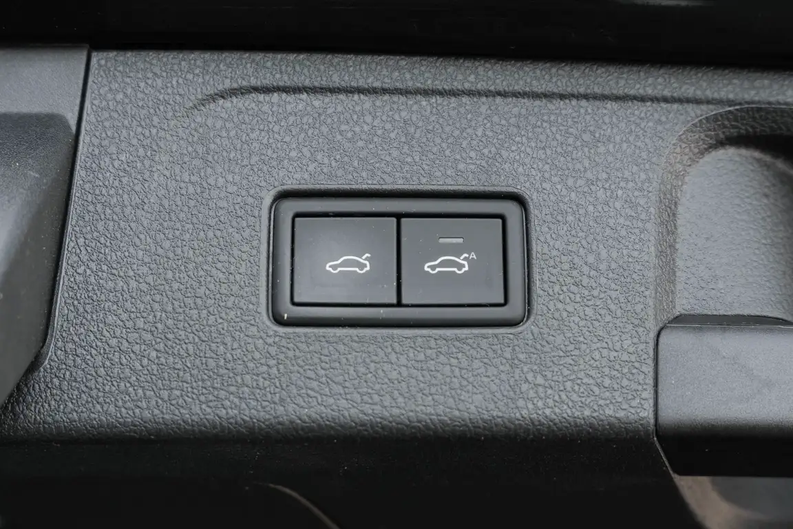VOLKSWAGEN PASSAT GTE