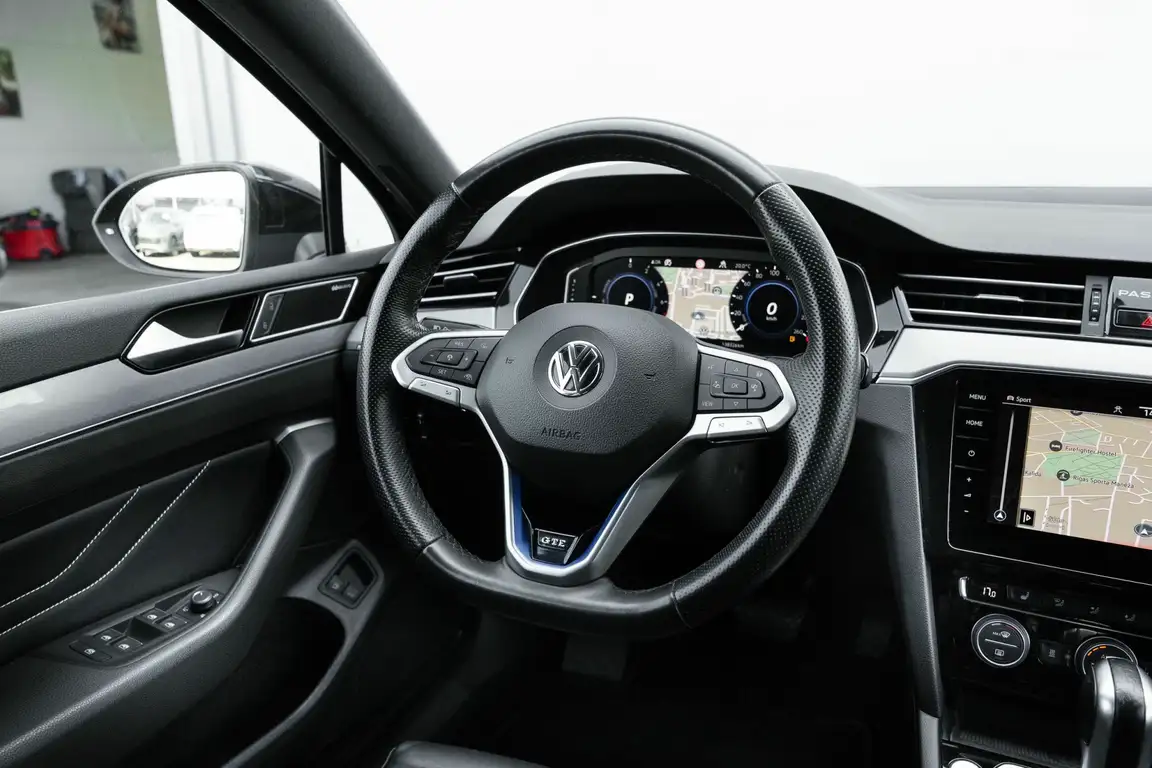 VOLKSWAGEN PASSAT GTE