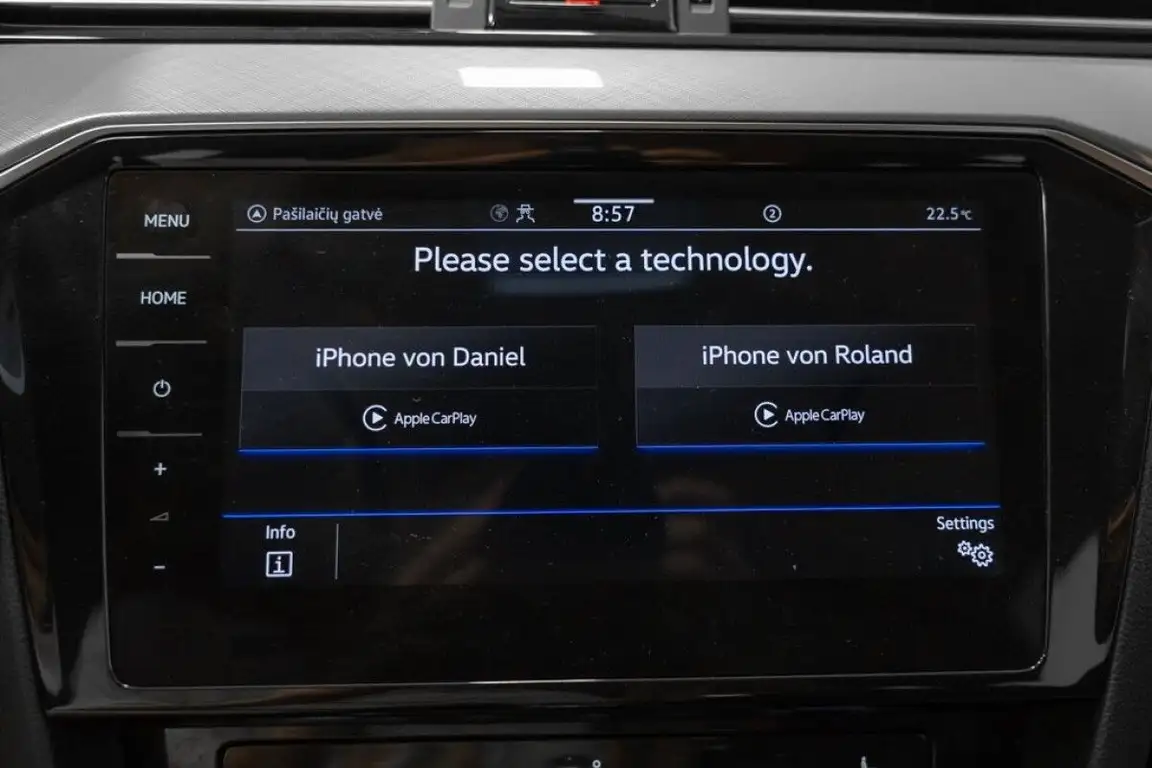 VOLKSWAGEN PASSAT