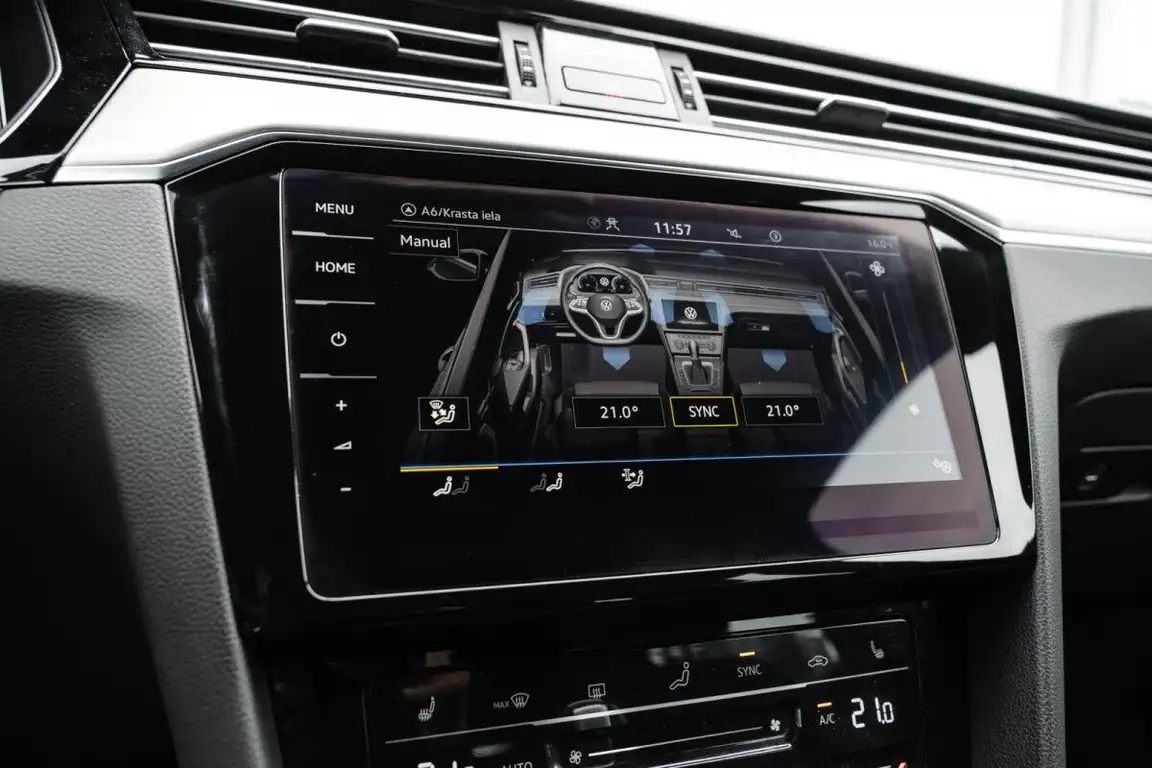 VOLKSWAGEN PASSAT