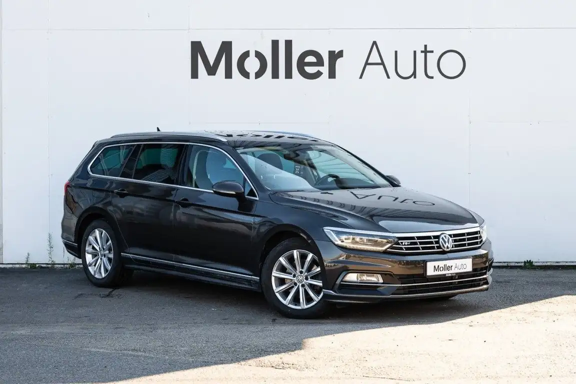 VOLKSWAGEN PASSAT