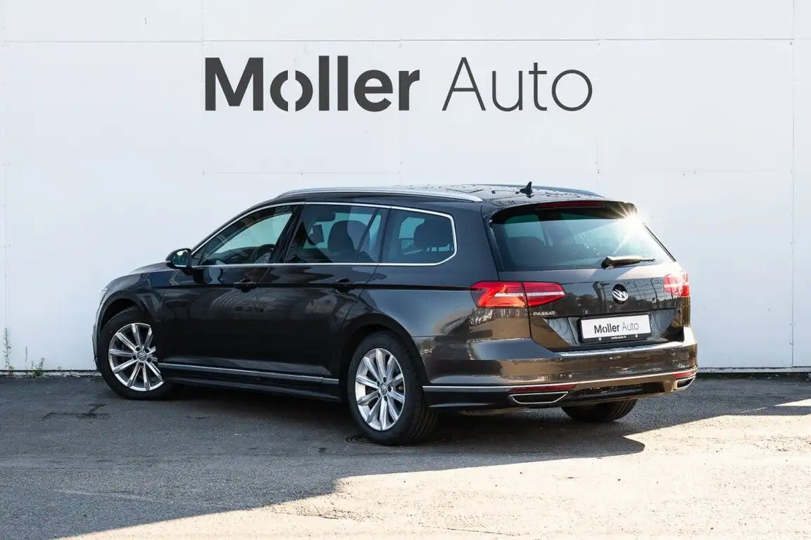 VOLKSWAGEN PASSAT