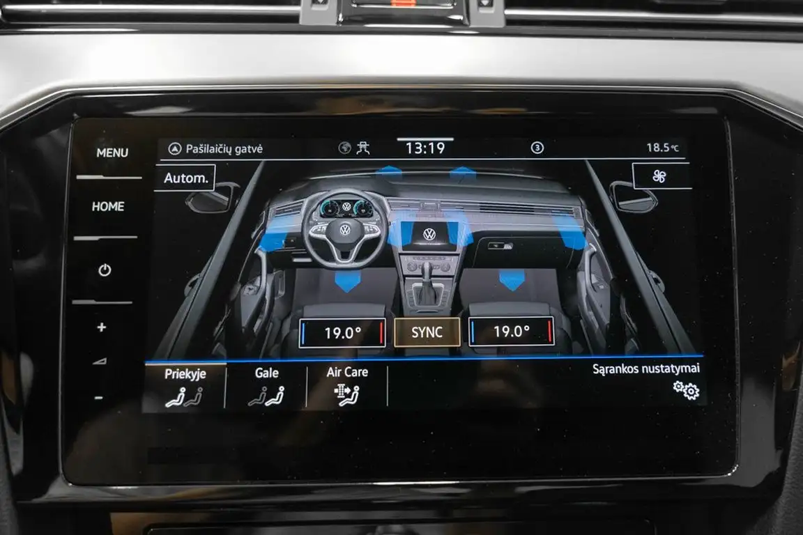 VOLKSWAGEN PASSAT