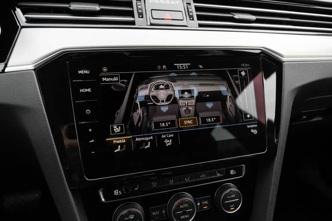 VOLKSWAGEN PASSAT