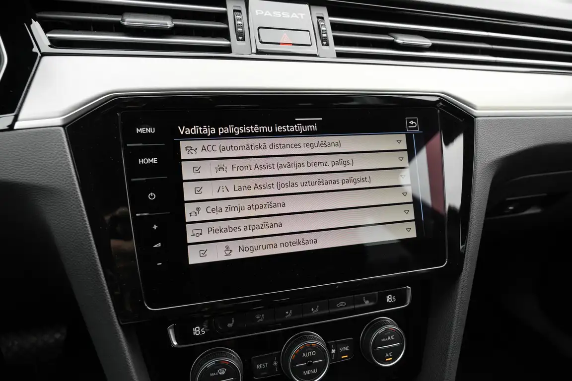 VOLKSWAGEN PASSAT