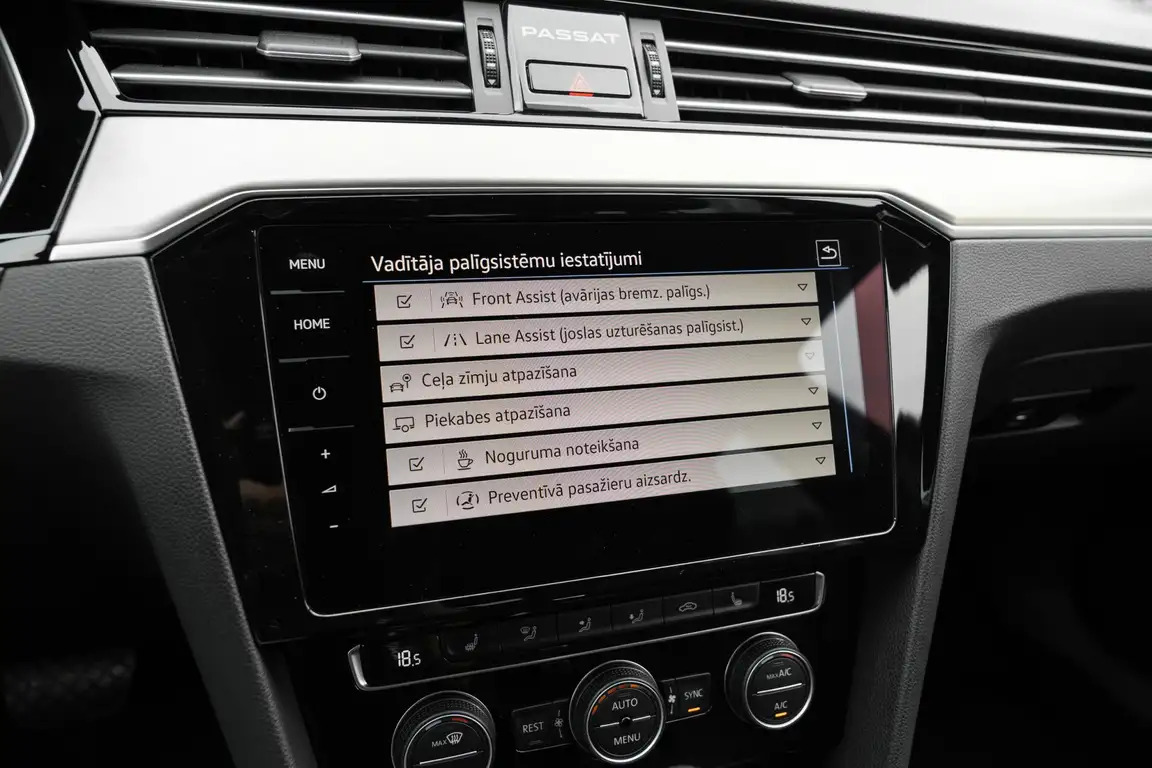 VOLKSWAGEN PASSAT