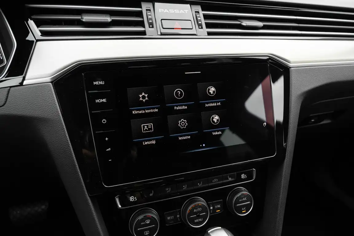 VOLKSWAGEN PASSAT
