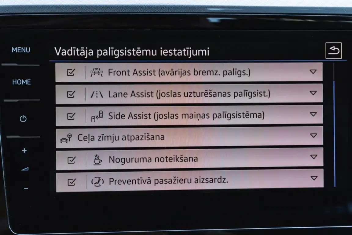 VOLKSWAGEN PASSAT