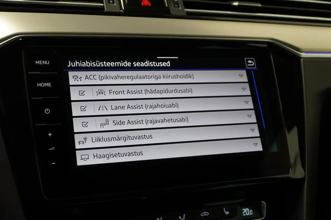 VOLKSWAGEN PASSAT