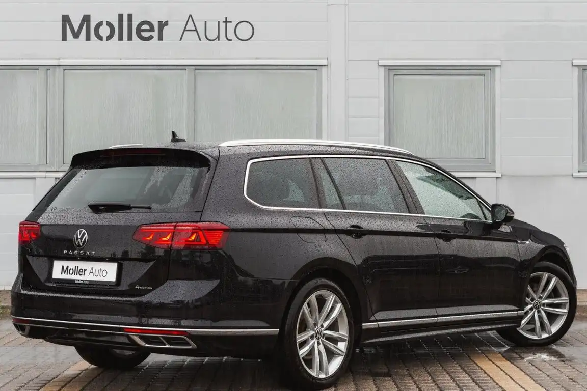 VOLKSWAGEN PASSAT