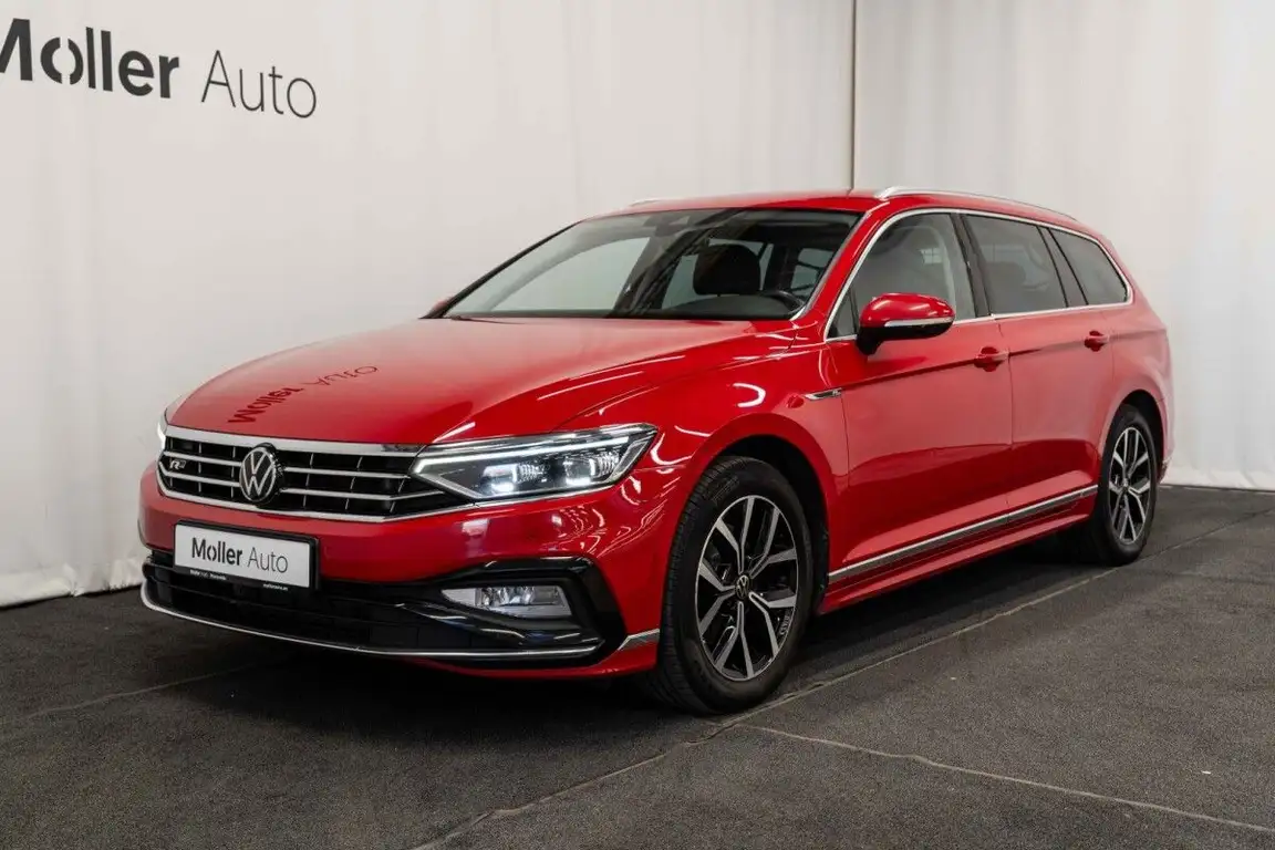 VOLKSWAGEN PASSAT