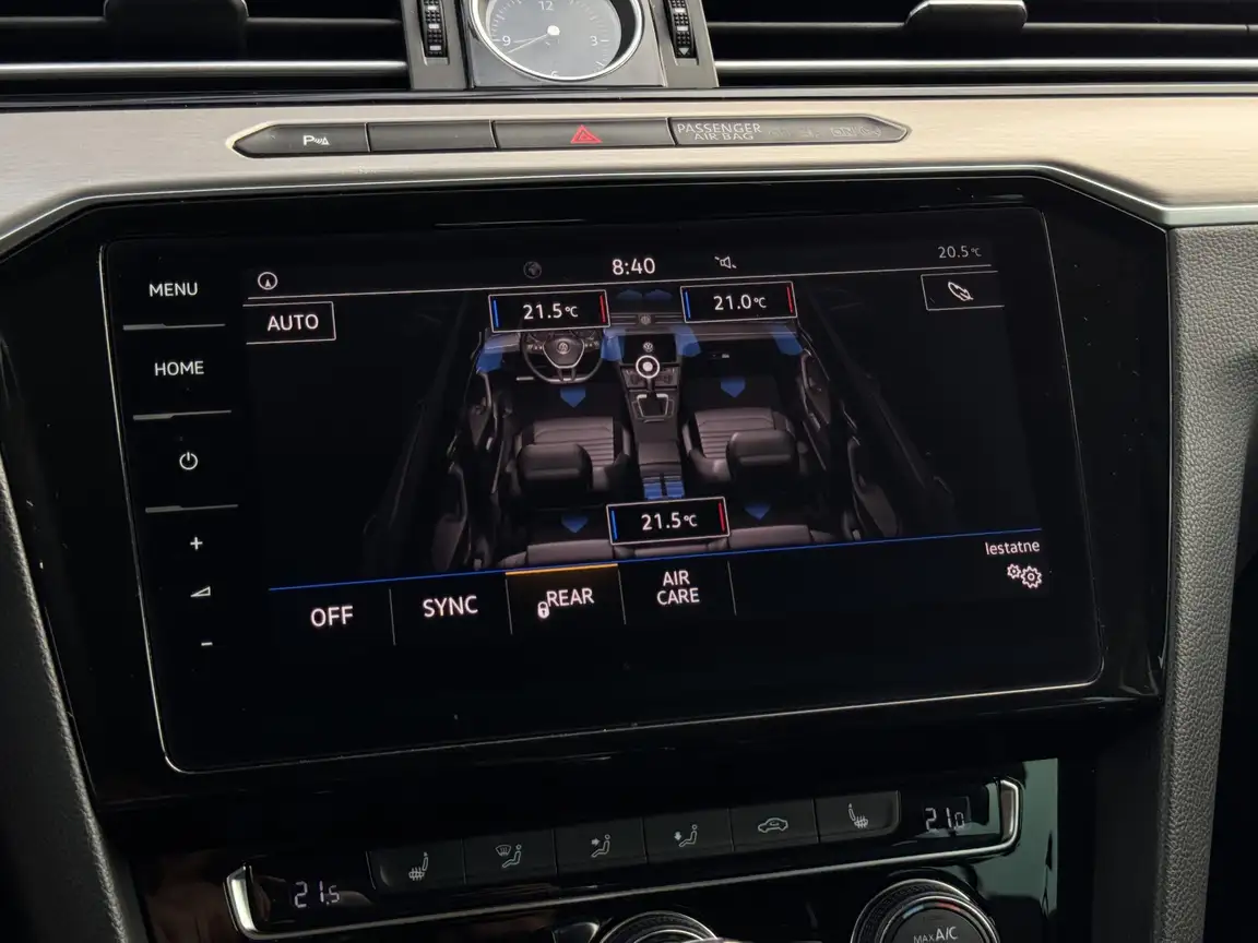 VOLKSWAGEN PASSAT