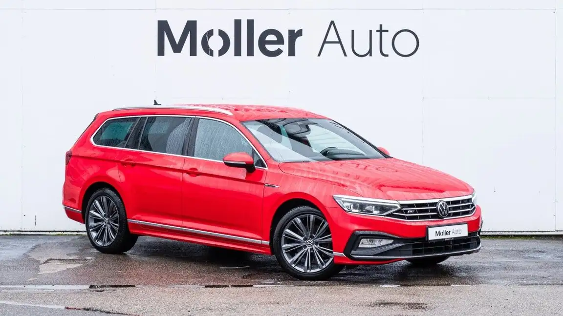 VOLKSWAGEN PASSAT