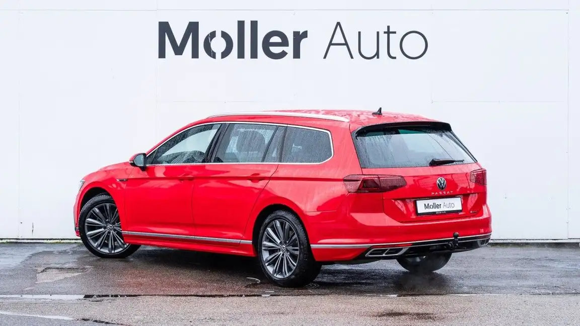 VOLKSWAGEN PASSAT