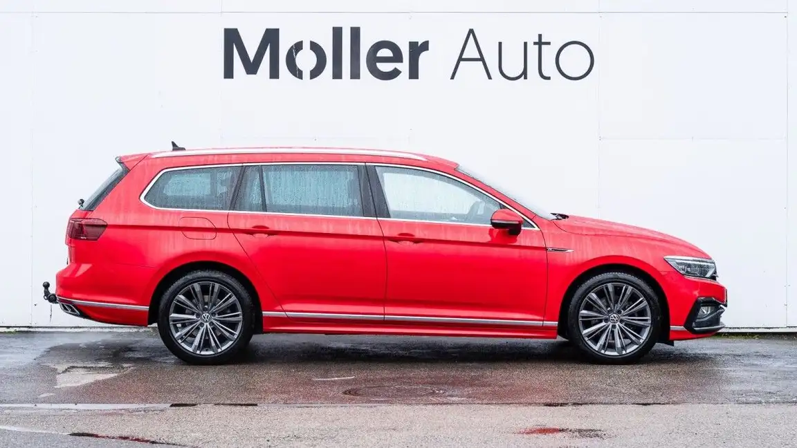 VOLKSWAGEN PASSAT