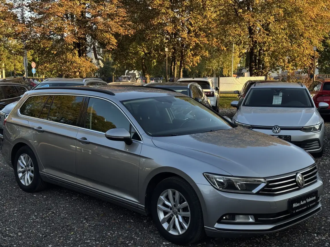 VOLKSWAGEN PASSAT