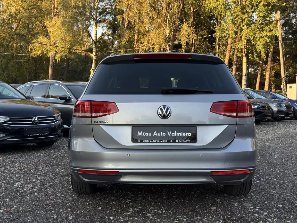 VOLKSWAGEN PASSAT