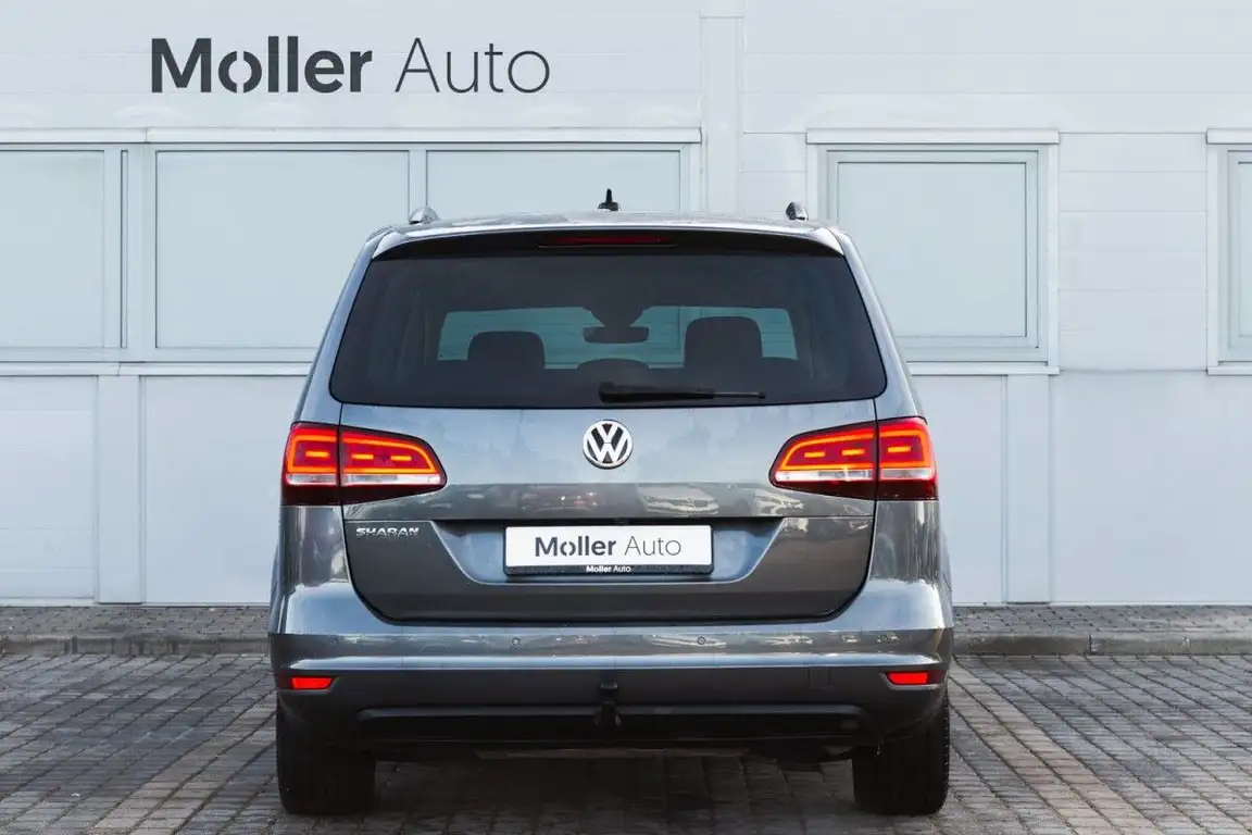 VOLKSWAGEN SHARAN