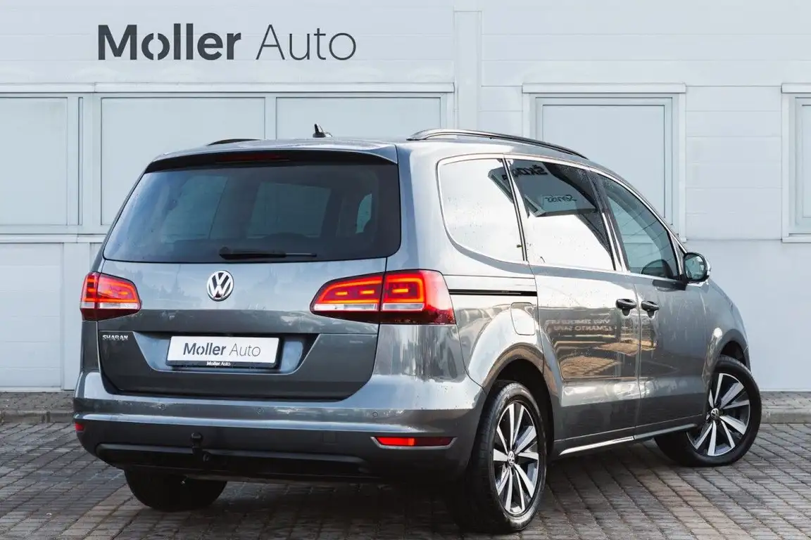 VOLKSWAGEN SHARAN