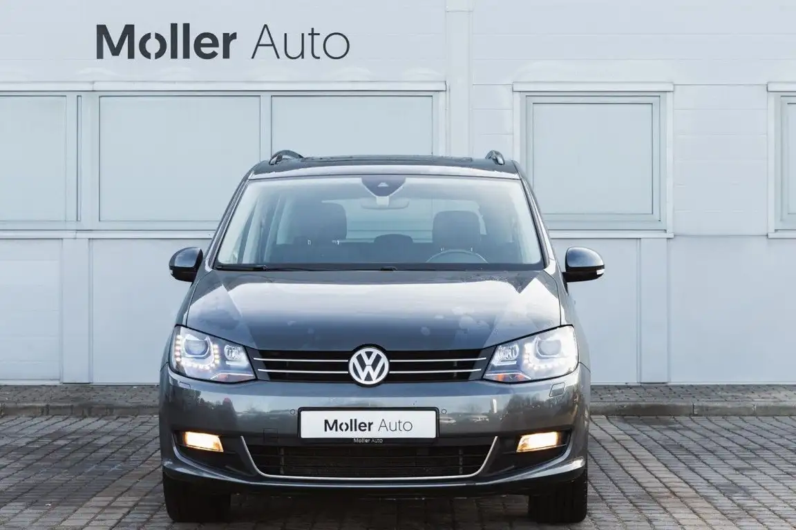 VOLKSWAGEN SHARAN