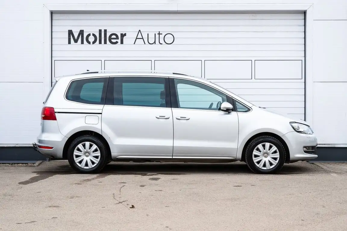 VOLKSWAGEN SHARAN