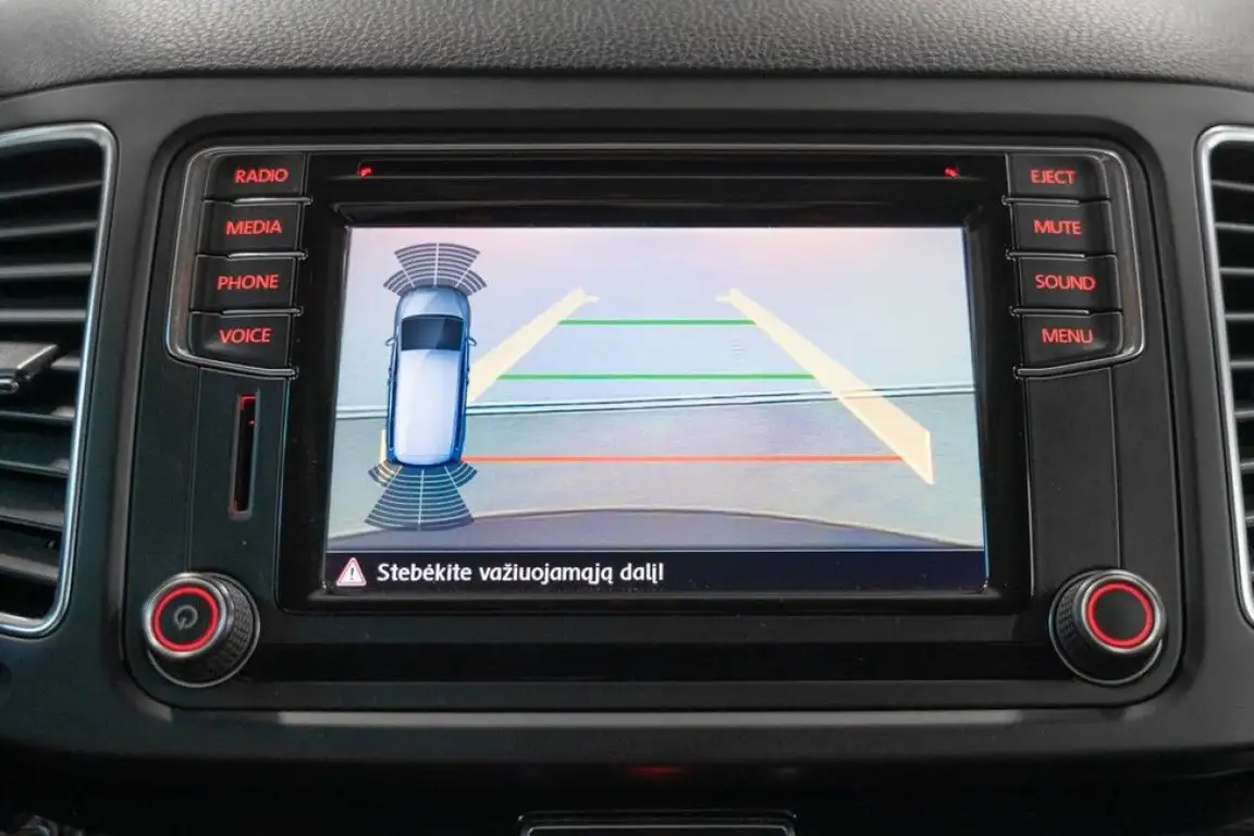 VOLKSWAGEN SHARAN