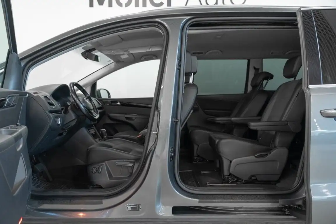 VOLKSWAGEN SHARAN