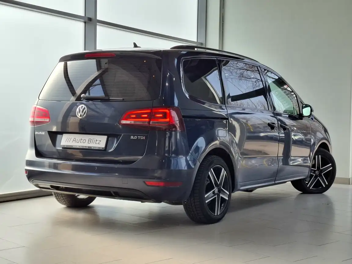 VOLKSWAGEN SHARAN