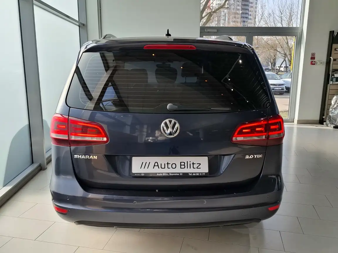 VOLKSWAGEN SHARAN