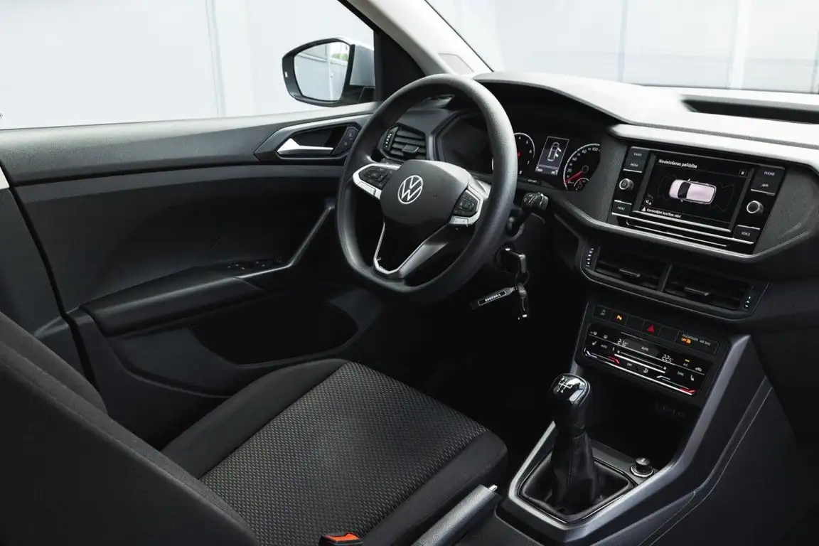 VOLKSWAGEN T-CROSS