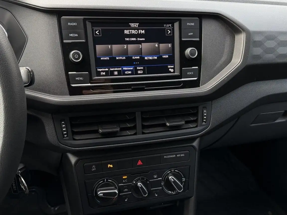 VOLKSWAGEN T-CROSS