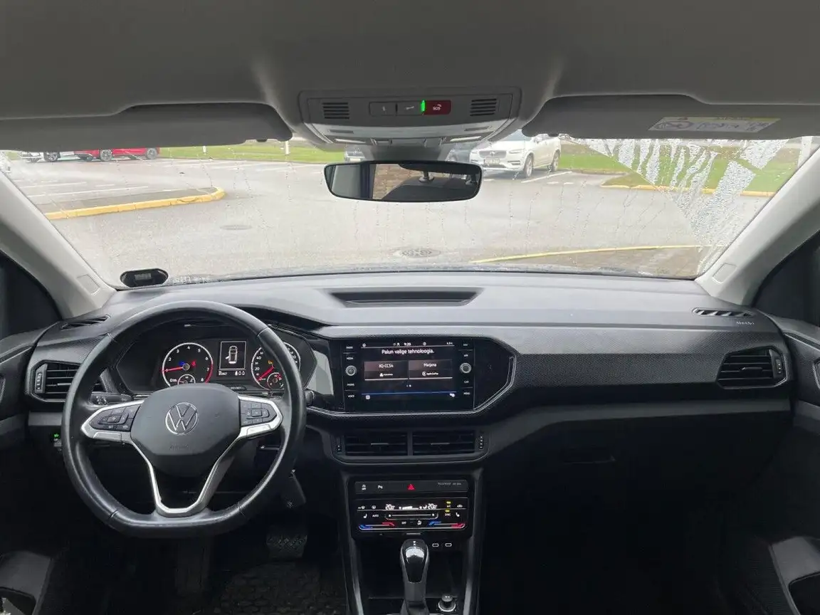 VOLKSWAGEN T-CROSS