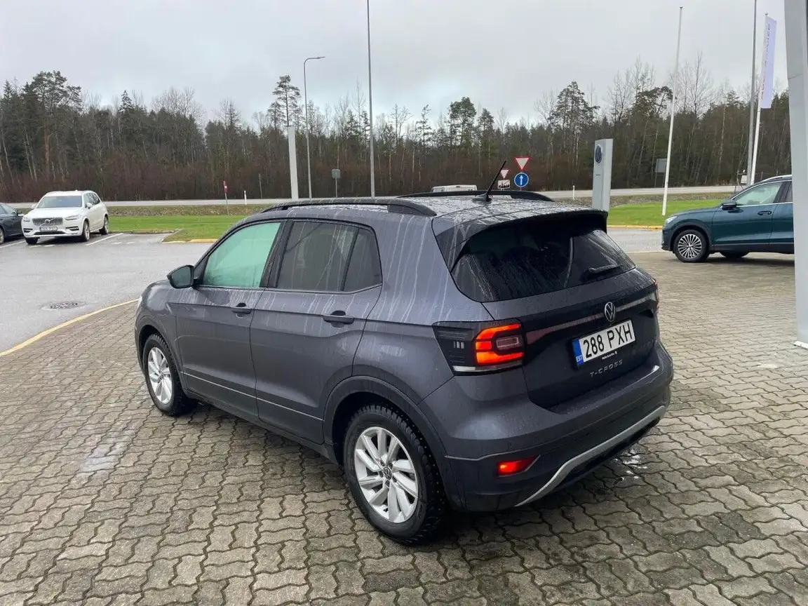 VOLKSWAGEN T-CROSS