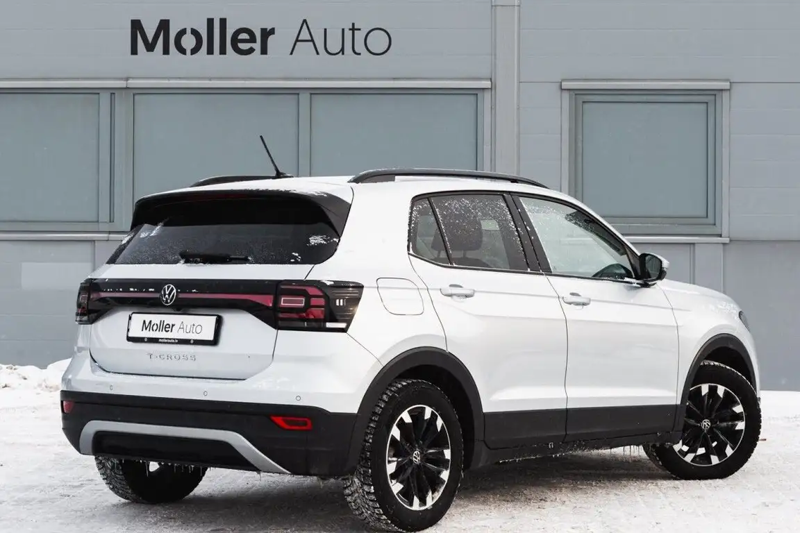 VOLKSWAGEN T-CROSS