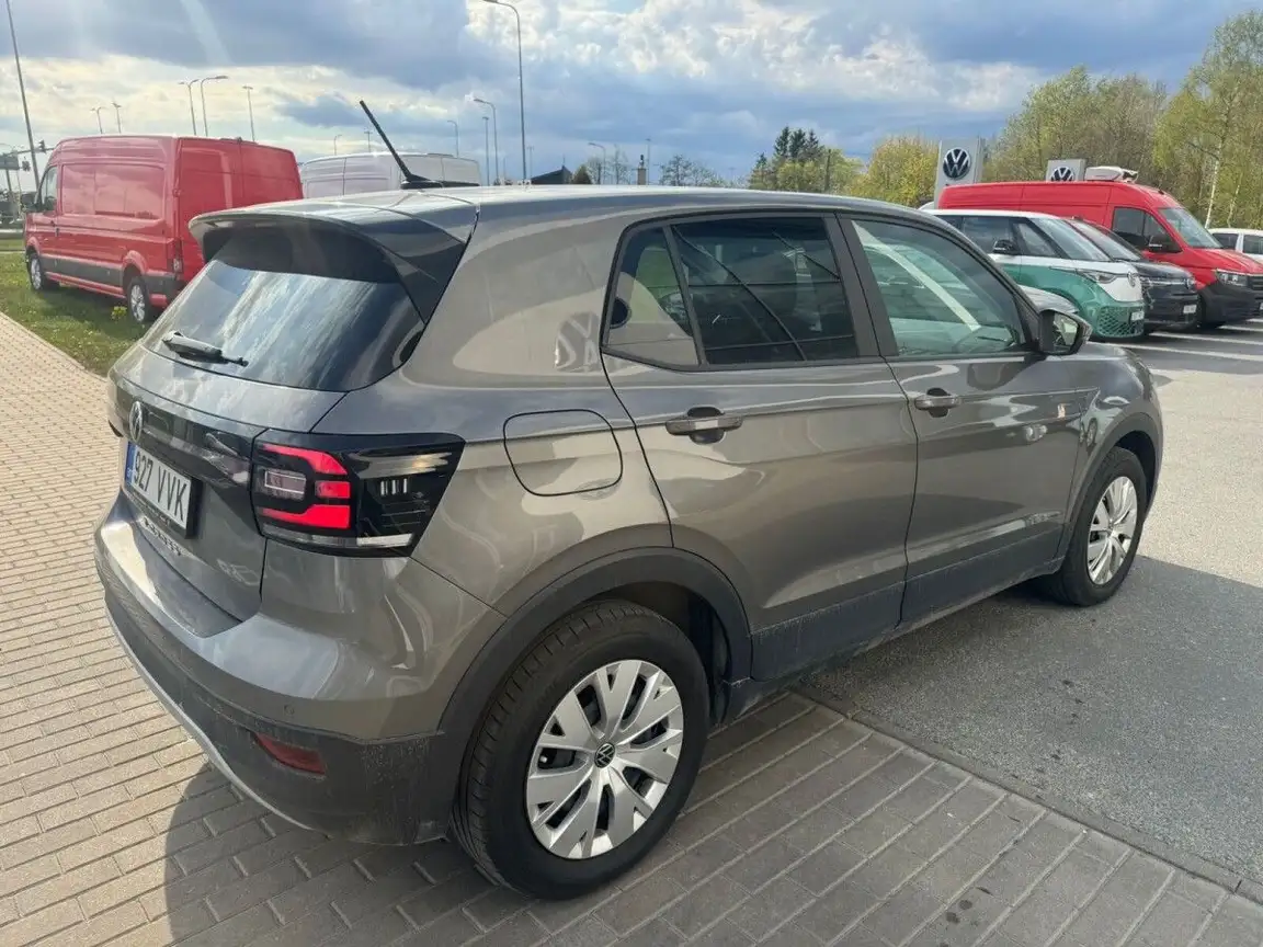 VOLKSWAGEN T-CROSS