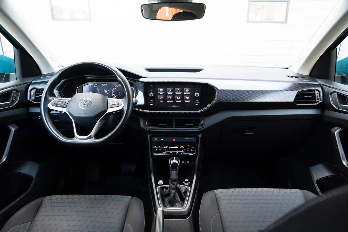 VOLKSWAGEN T-CROSS