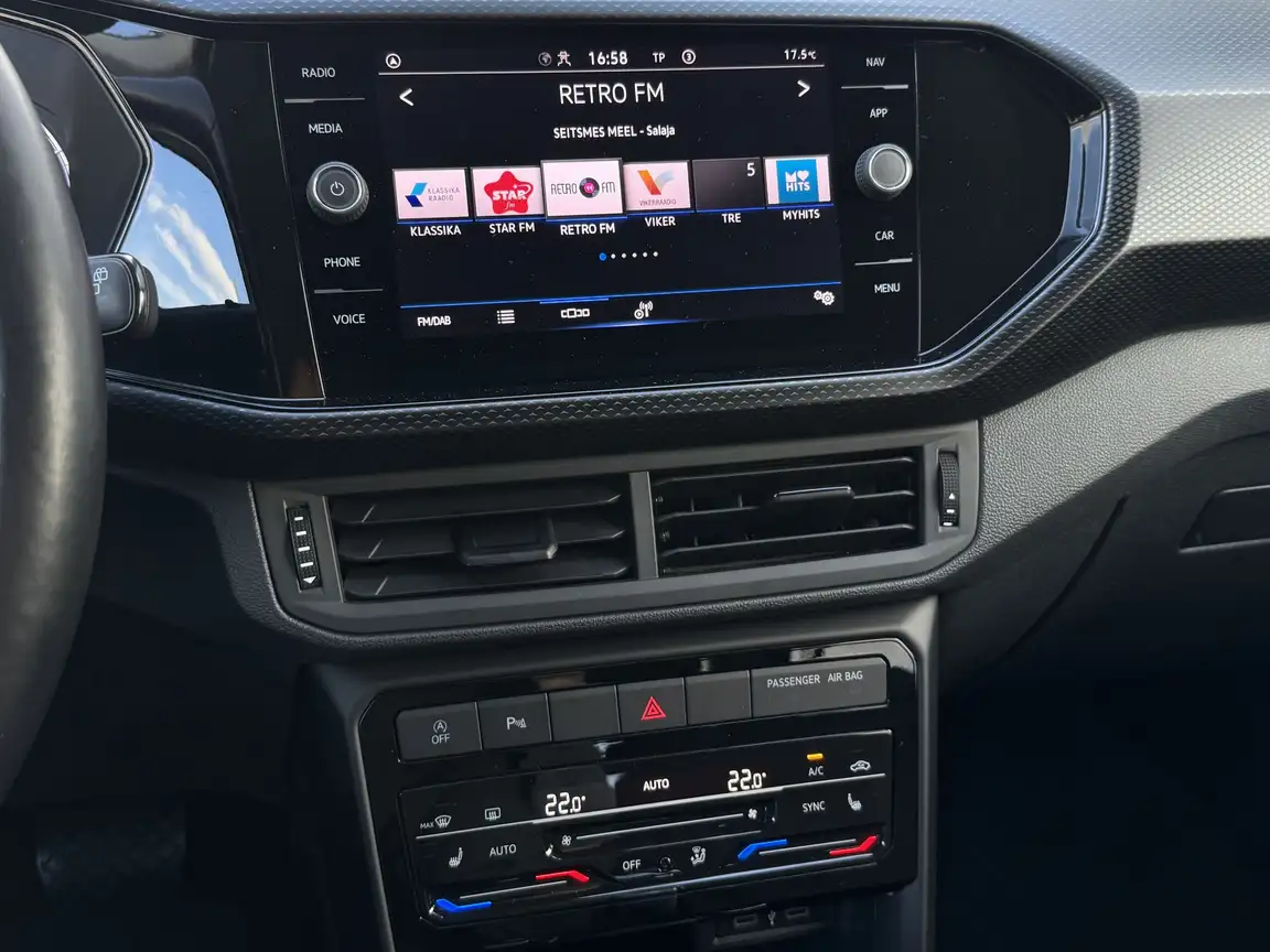 VOLKSWAGEN T-CROSS