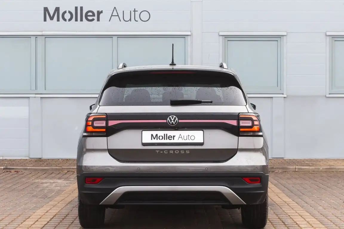 VOLKSWAGEN T-CROSS