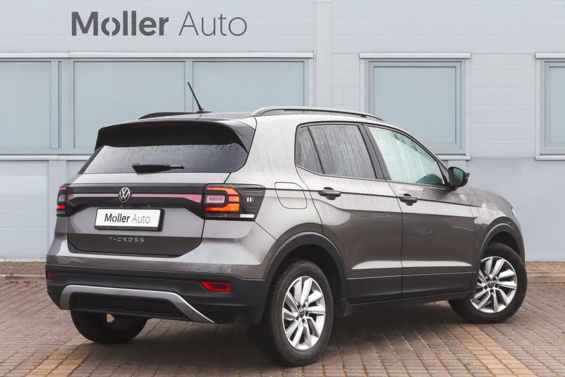VOLKSWAGEN T-CROSS