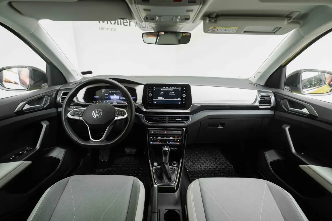 VOLKSWAGEN T-CROSS