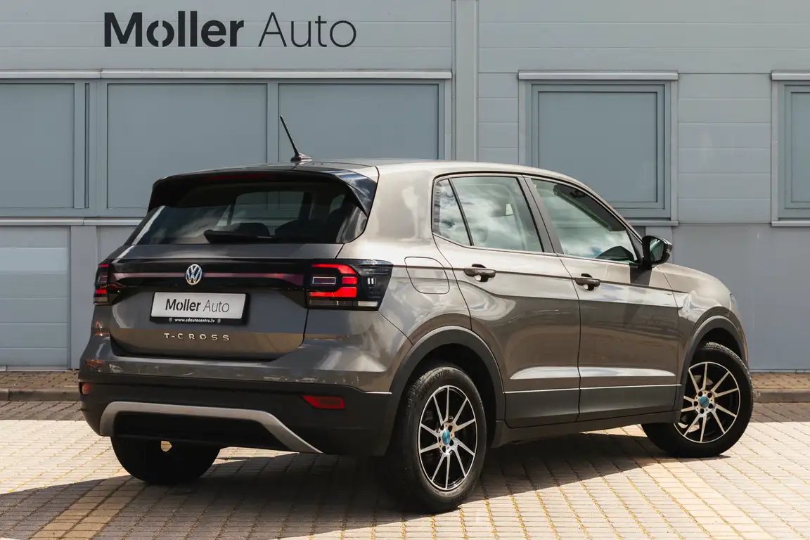 VOLKSWAGEN T-CROSS