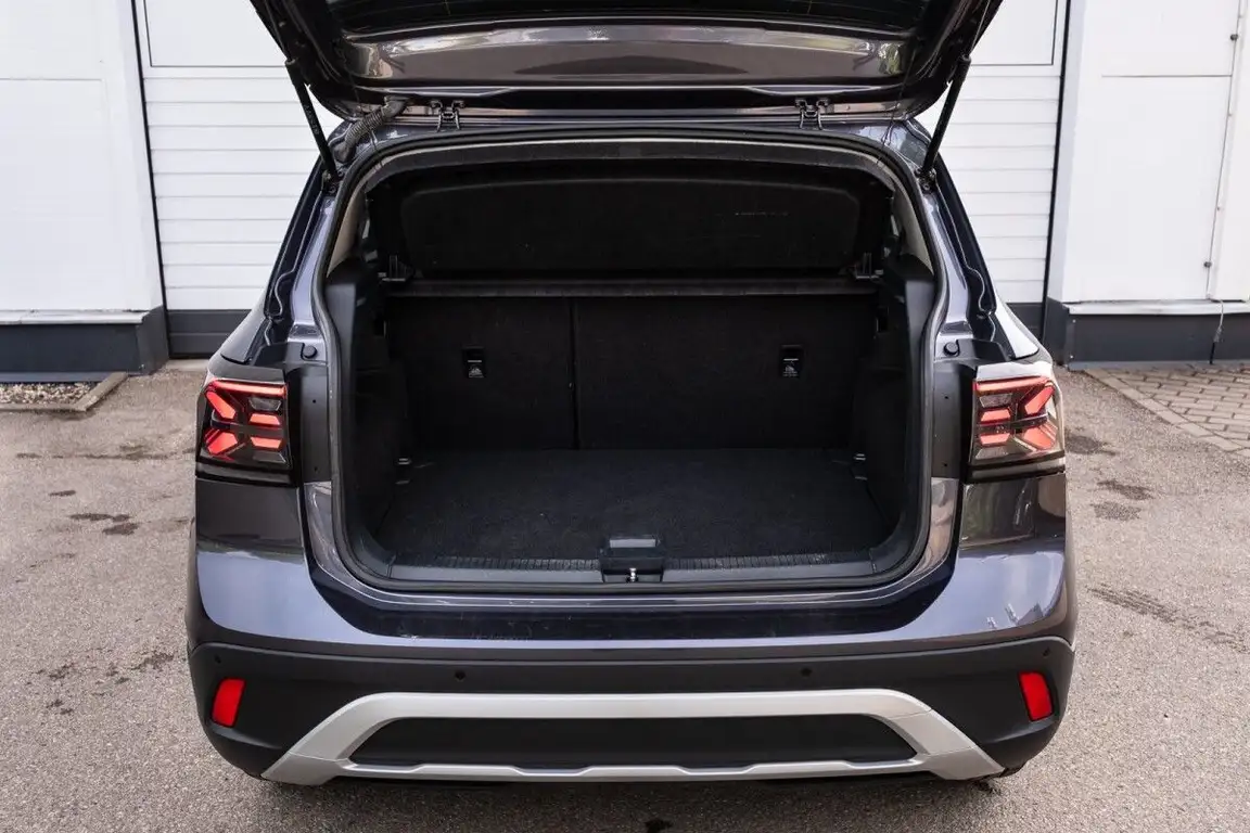 VOLKSWAGEN T-CROSS